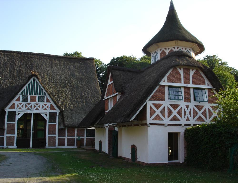 Taubenhof - Gut Cadenberge Otel Dış mekan fotoğraf