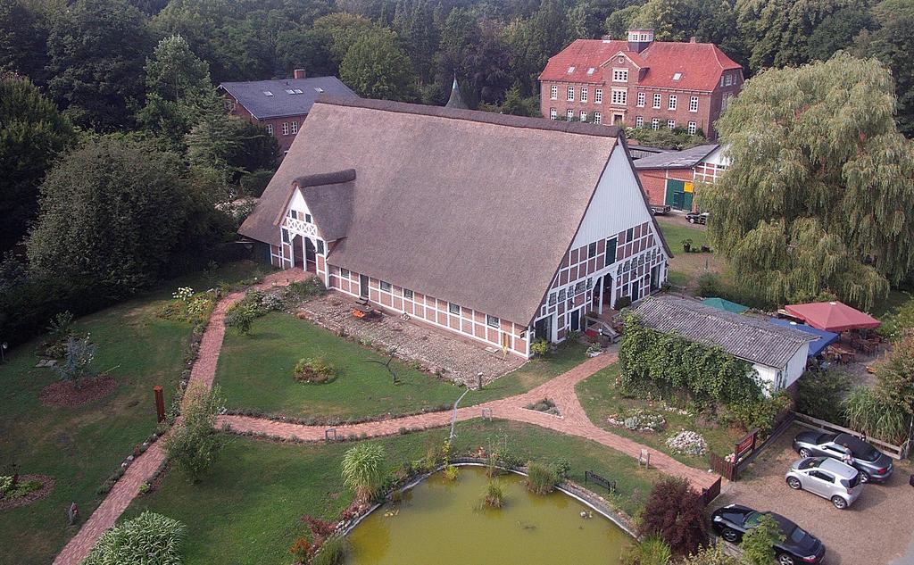 Taubenhof - Gut Cadenberge Otel Dış mekan fotoğraf